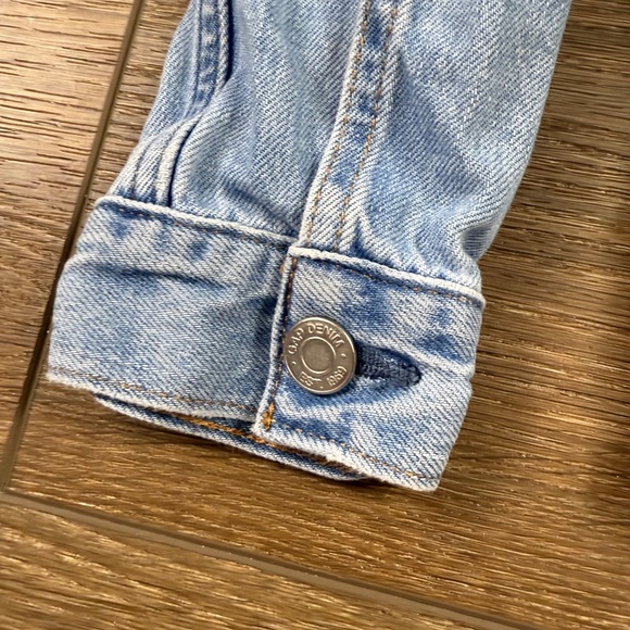 Gap x Disney Mickey Mouse Jean Jacket 5Y Snap Closure, DIsney World Disney Land - Picture 5 of 10